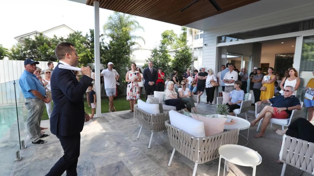 How Australian Auctions Are Driving Property Prices—and What the U.S. Can&nbsp;Learn